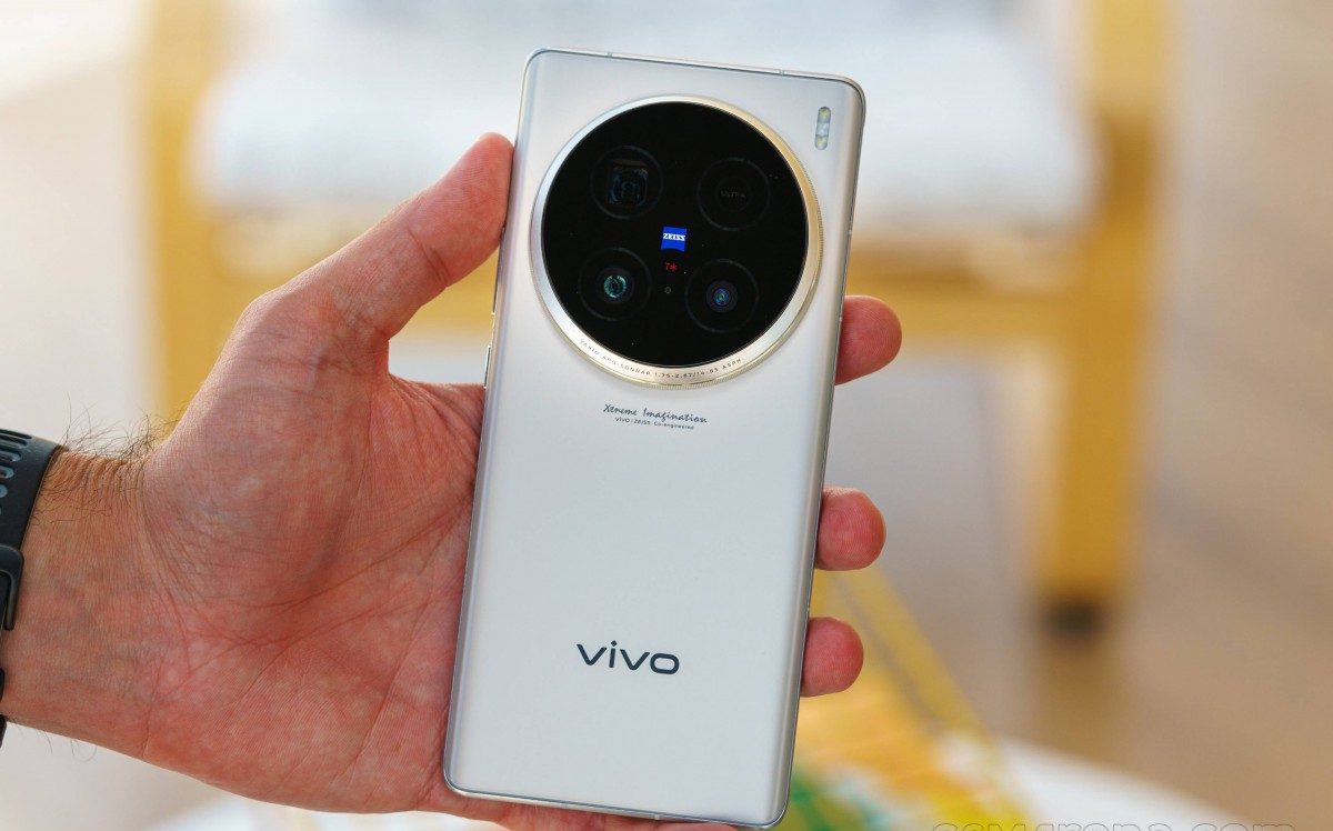 تسريبات جديدة عن هاتف Vivo X200S.. بكاميرا بيريسكوب للتقريب البصري – لاين نيوز