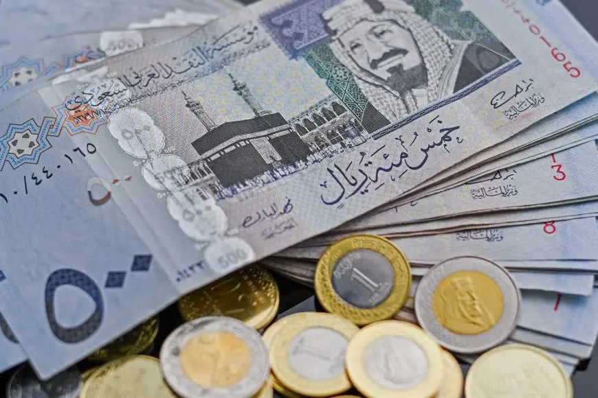 سعر صرف الريال السعودي اليوم الأحد.. آخر تحديث بالبنوك